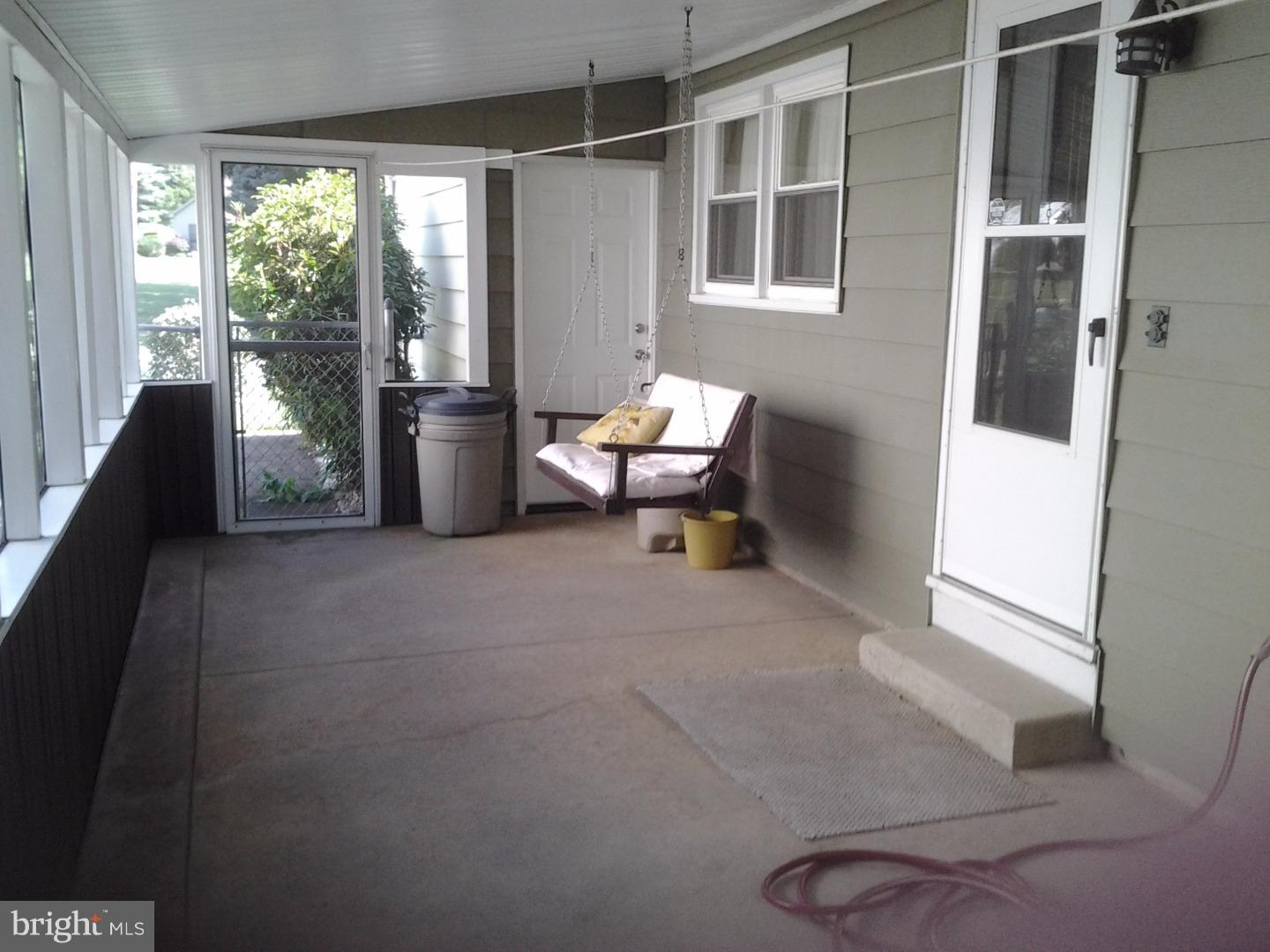 116 Hogeland Road Southampton, PA 18966 - Photo 17 of 21 Patio