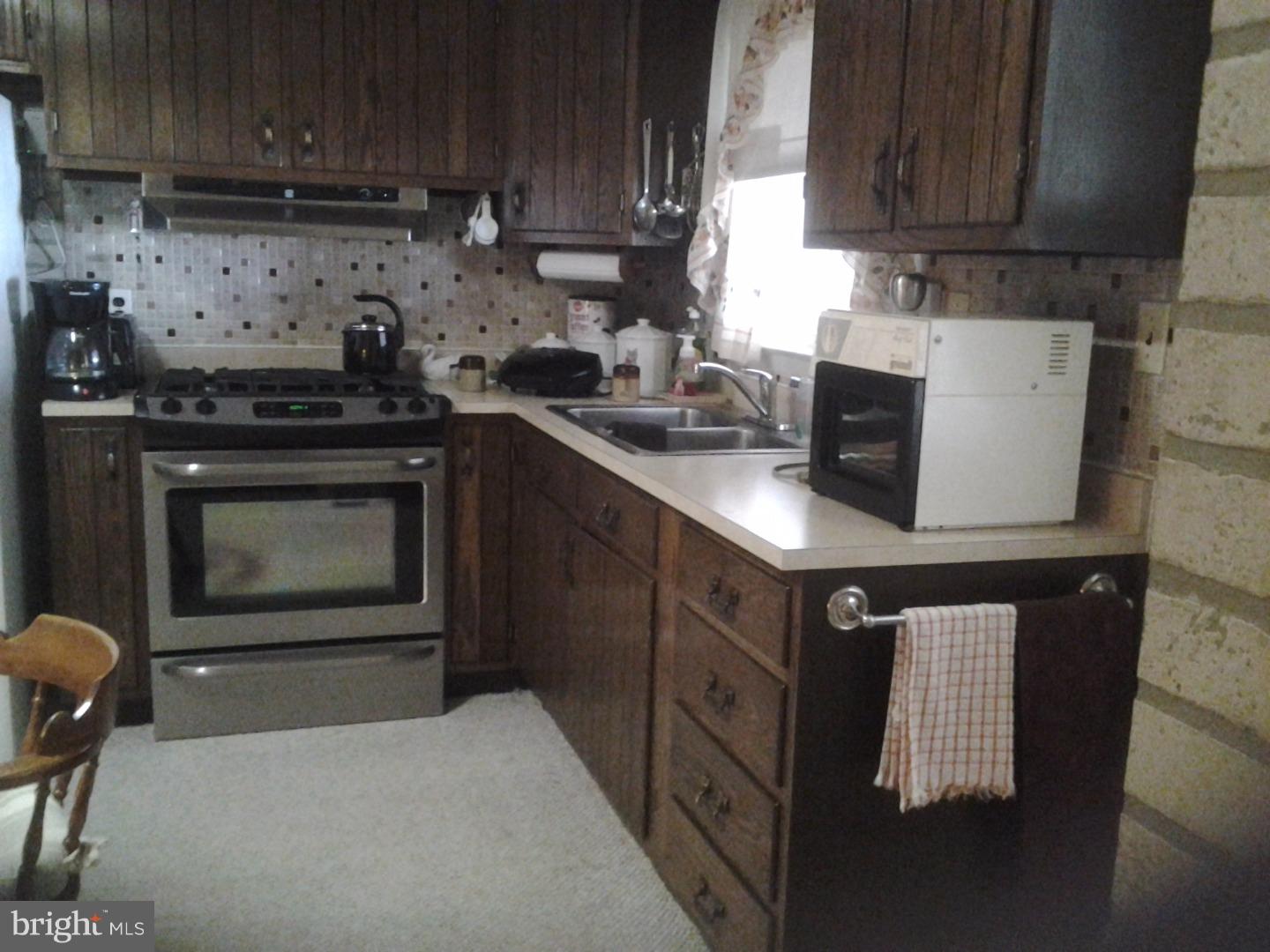 116 Hogeland Road Southampton, PA 18966 - Photo 7 of 21 Kitchen