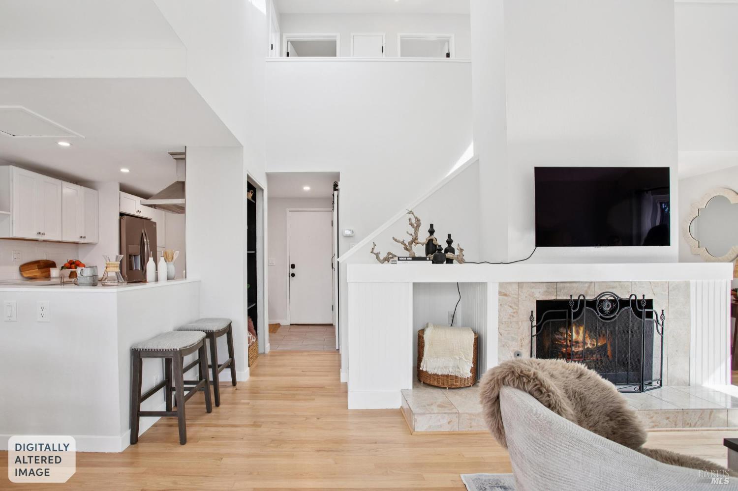 link to unedited photo:   https://www.dropbox.com/scl/fi/mp1zsbohjik47pooumg79/073-18-dunlin-court.87579.p2k.010.web.jpg?rlkey=50nnswk2ekfg73wybz4y4jslx&st=98whwu4k&dl=0