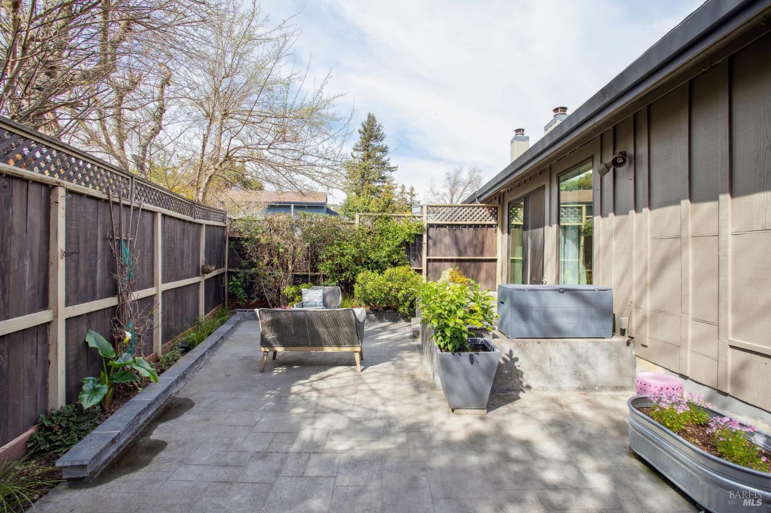 18 Dunlin Court San Rafael, CA 94903 - Photo 8 of 33