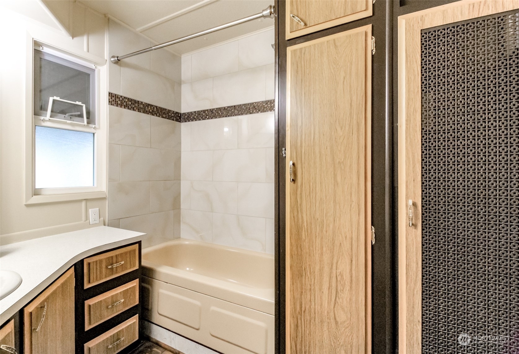 27508 220th Place Southeast Maple Valley, WA 98038 - Photo 13 of 25 a bathroom with a shower and a bath tub