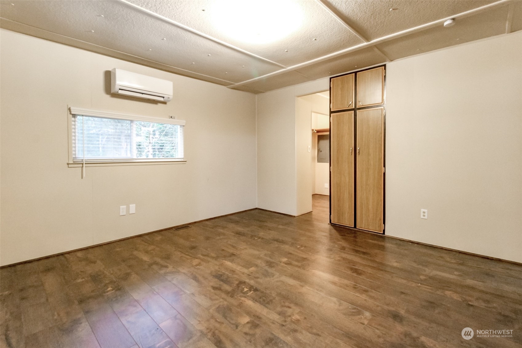 27508 220th Place Southeast Maple Valley, WA 98038 - Photo 16 of 25 a view of an empty room