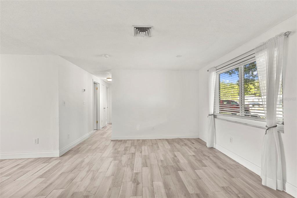 5557 146th Terrace North Clearwater, FL 33760 - Photo 6 of 45