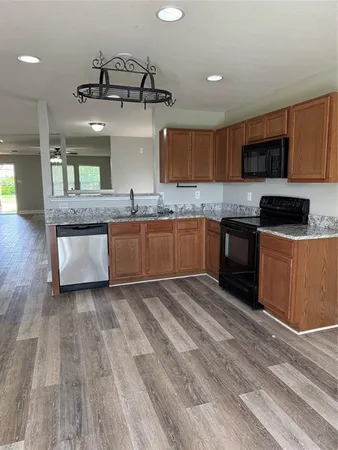 $2,200 | 2908 Desert Drive, Denton, TX 76210