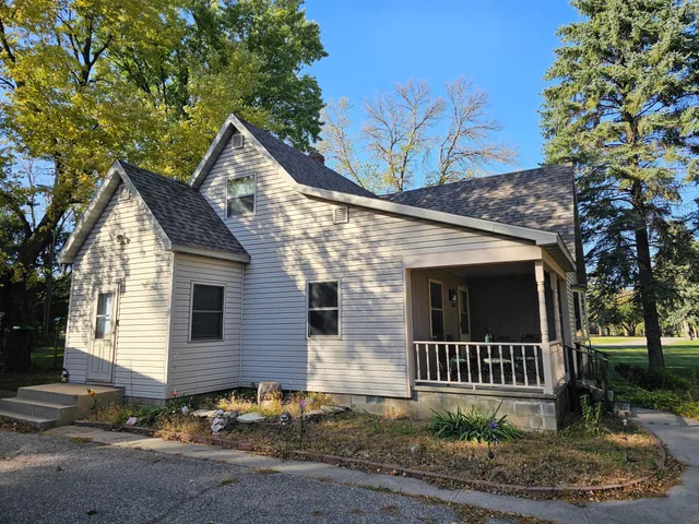 $187,500 | 1663 Benson Road, Montevideo, MN 56265