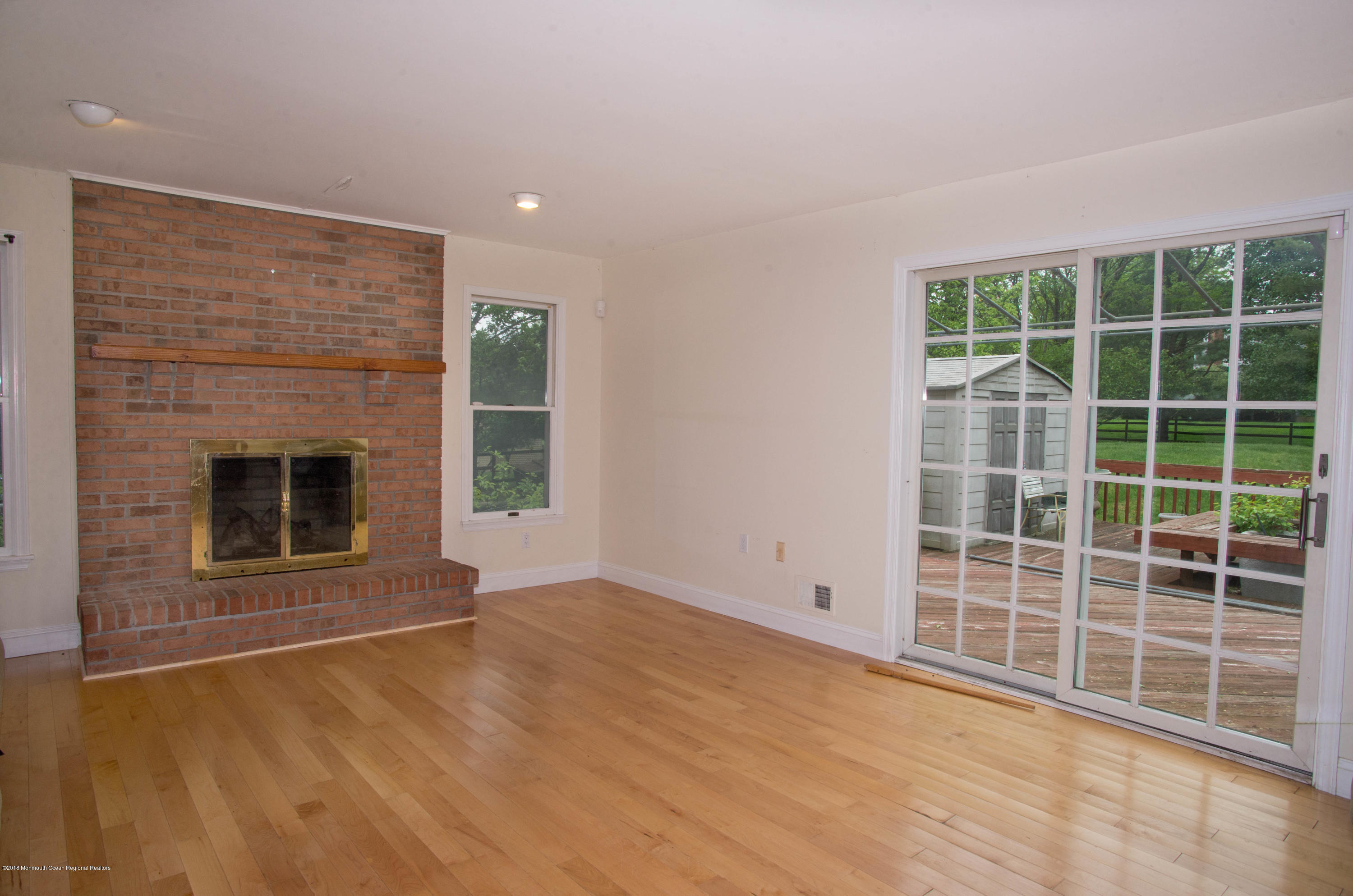 7 Red Hawk Road South Colts Neck, NJ 07722 - Photo 11 of 38 Large Family Room