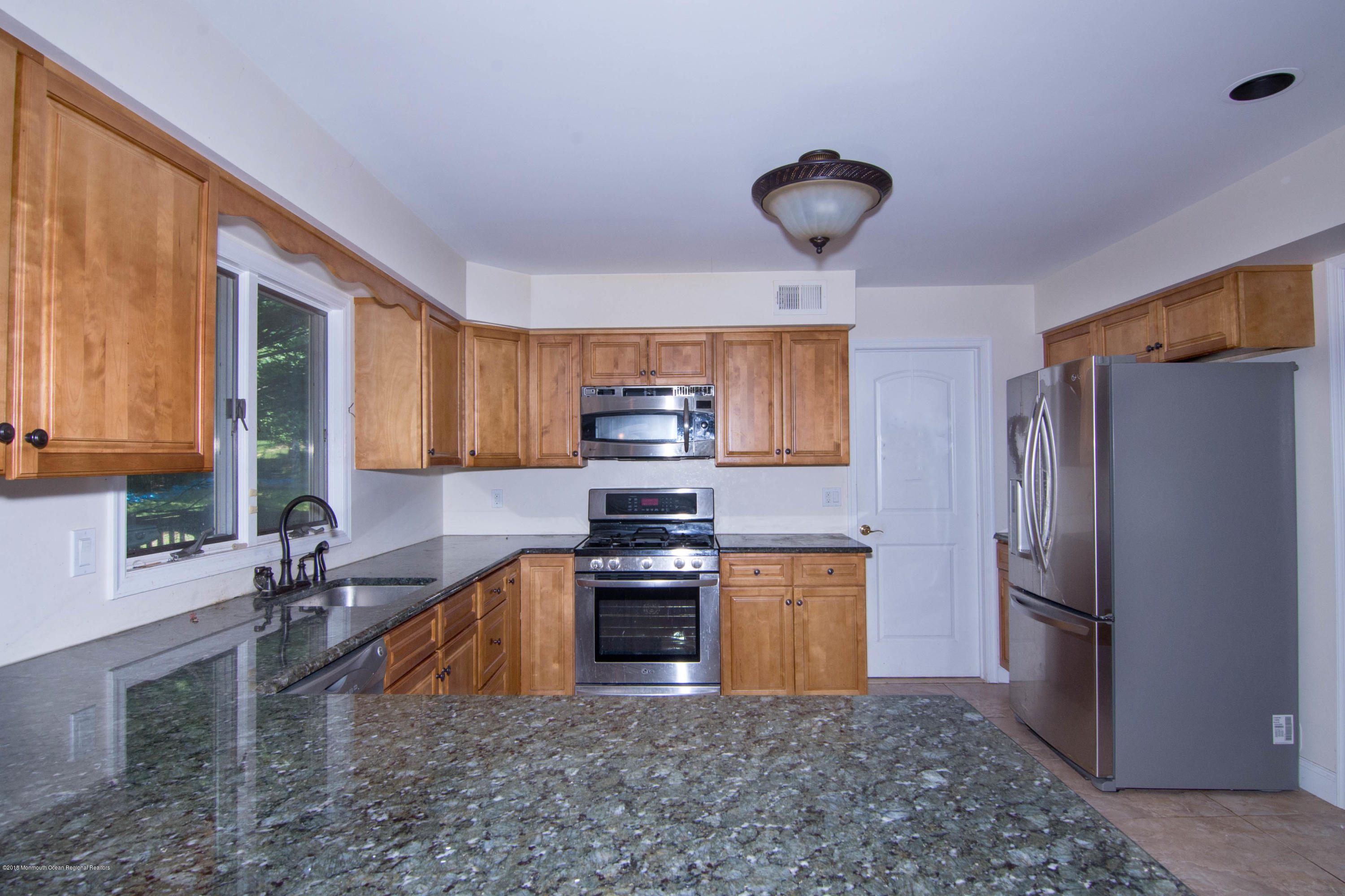7 Red Hawk Road South Colts Neck, NJ 07722 - Photo 7 of 38 Huge Kitchen w/ Granite