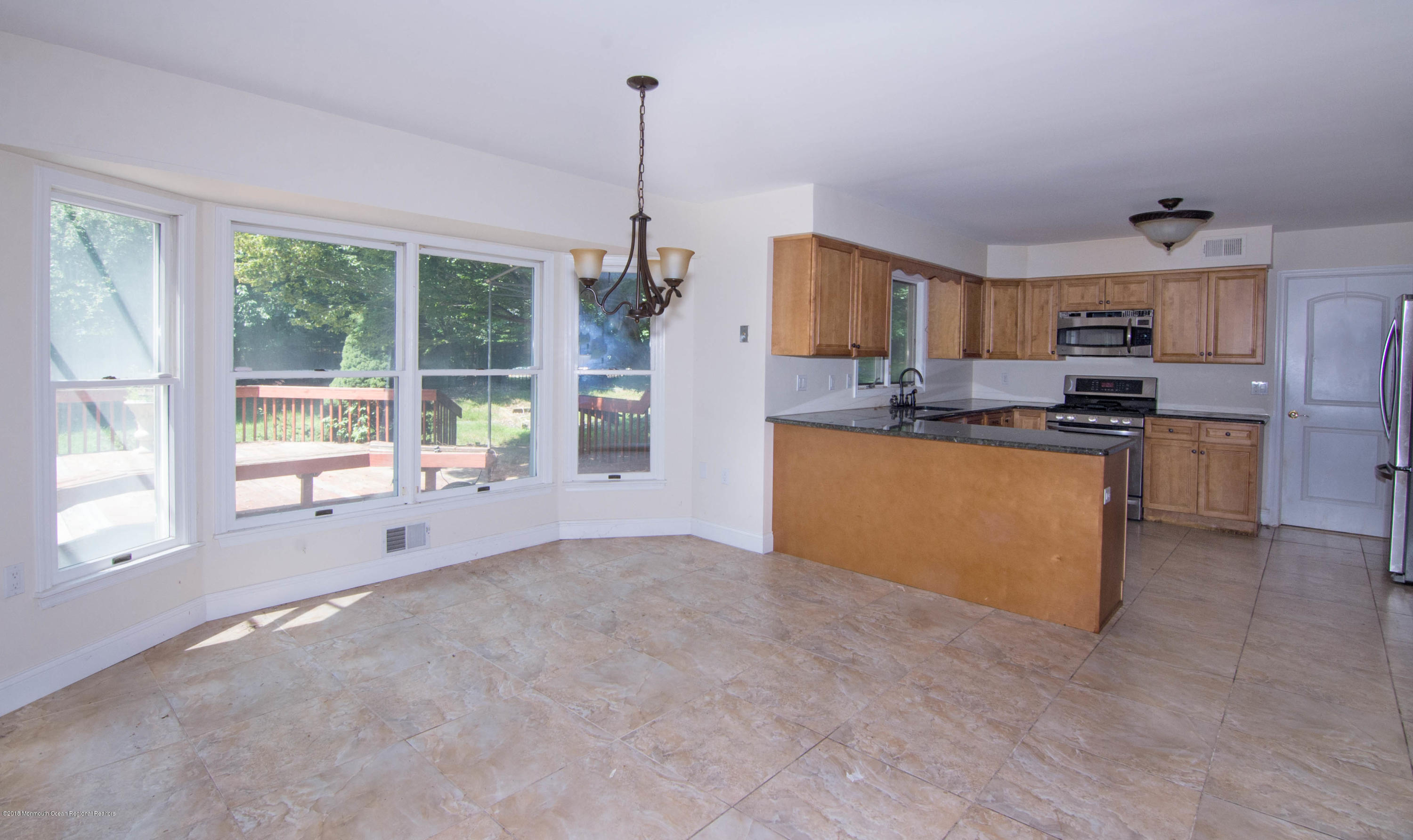 7 Red Hawk Road South Colts Neck, NJ 07722 - Photo 9 of 38 IEK W/ Bay Window