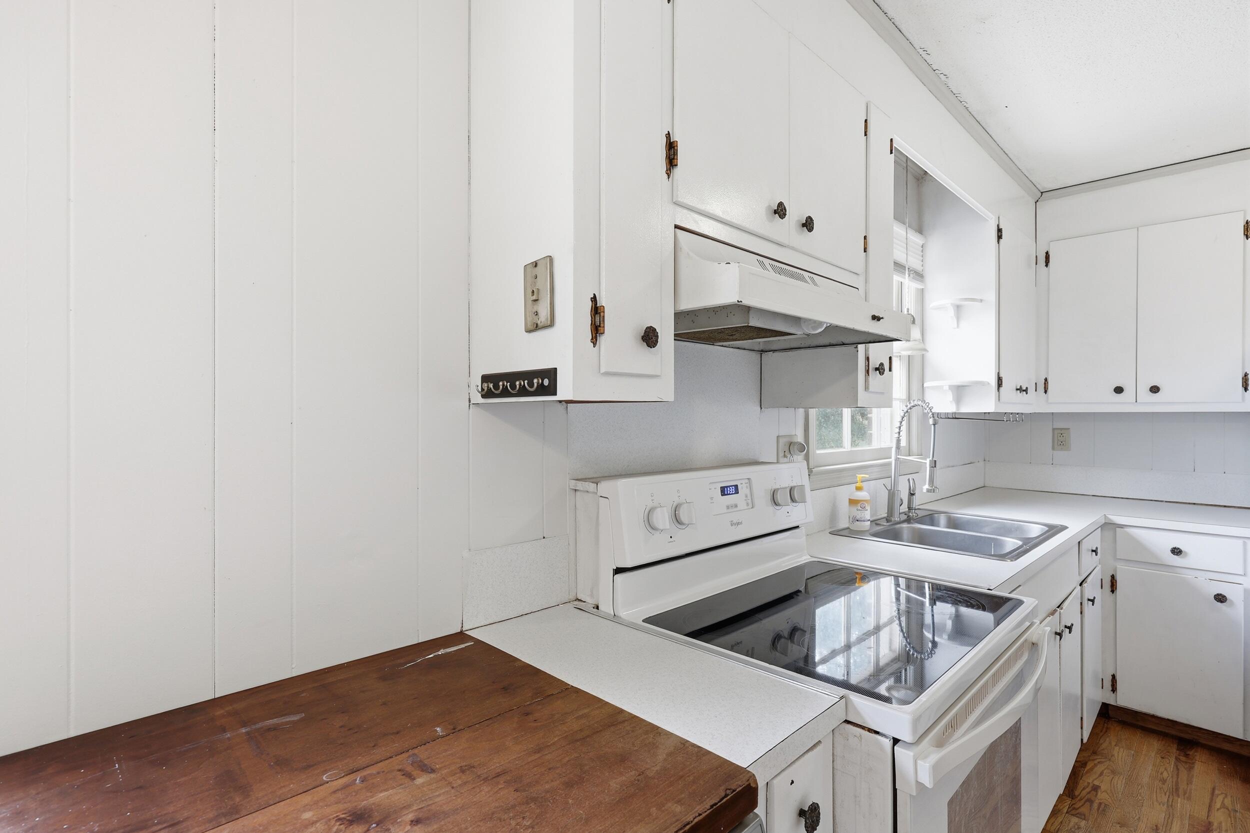 1330 Dennis Boulevard Moncks Corner, SC 29461 - Photo 8 of 33 10_ru4a0306