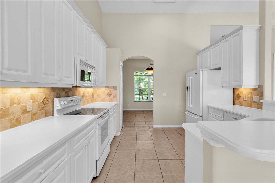 4100 Chablis Street Southwest Vero Beach, FL 32968 - Photo 12 of 36