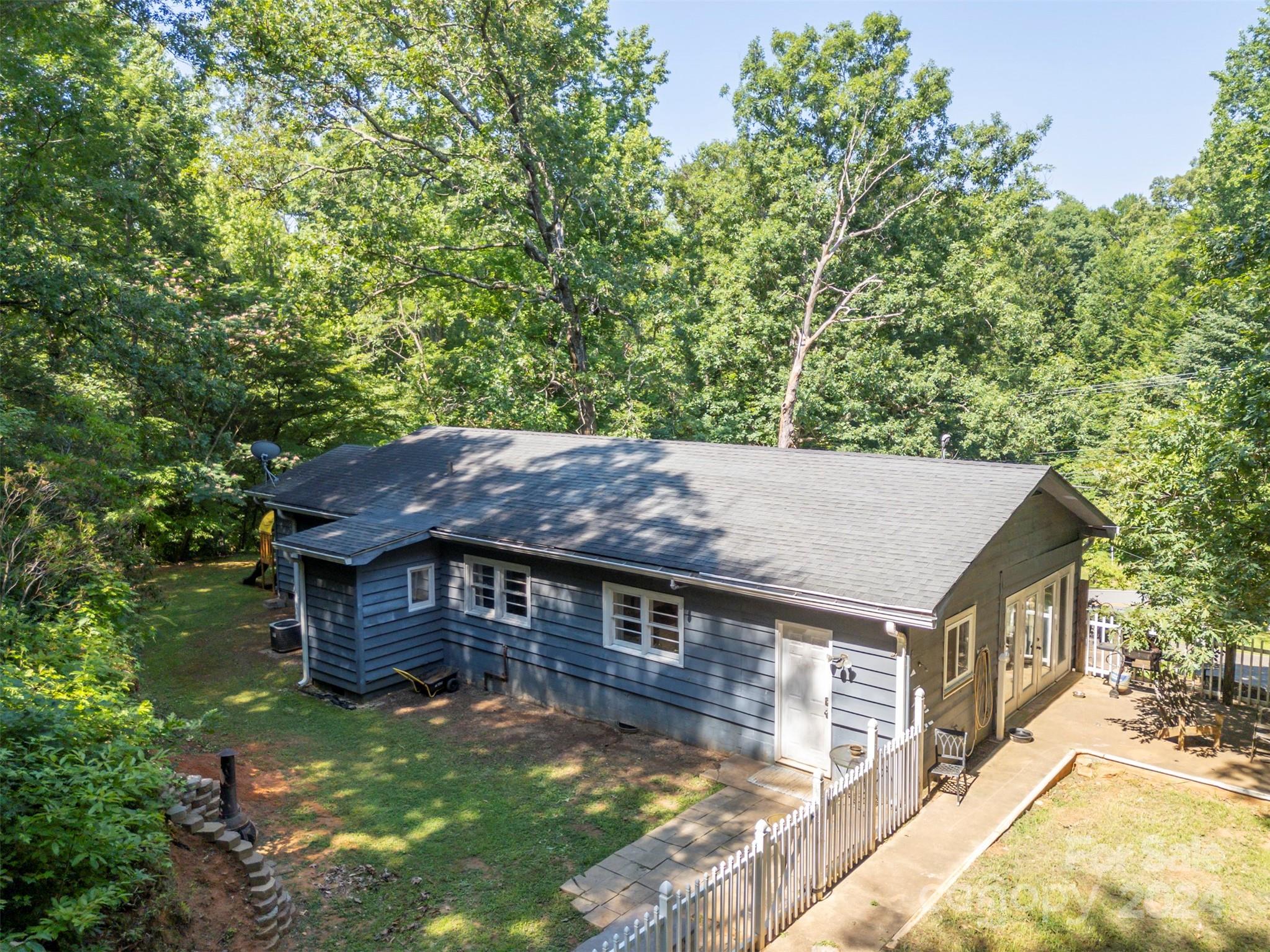 600 Houston Road Columbus, NC 28722 - Photo 24 of 40 Gallery Image 24