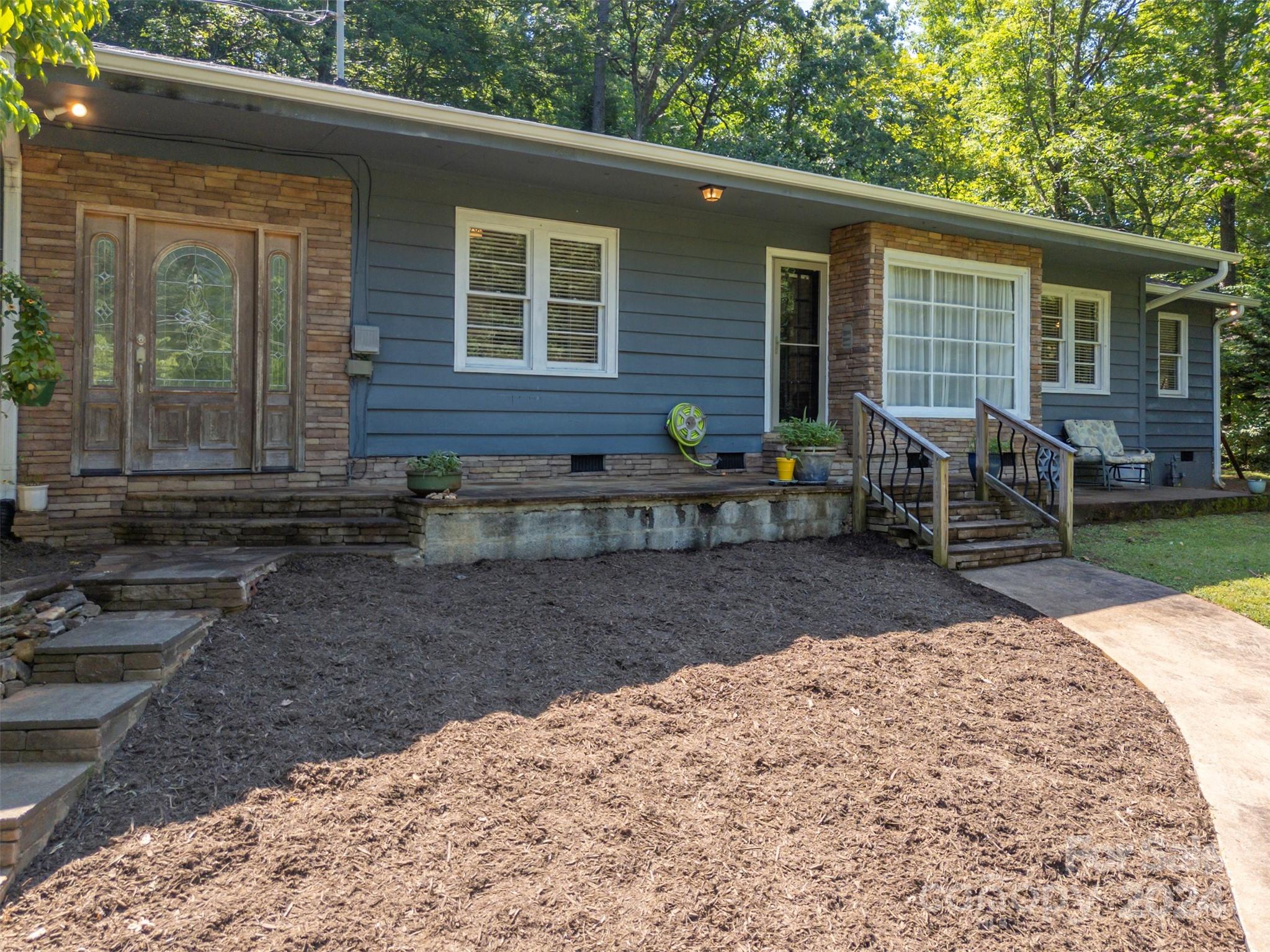 600 Houston Road Columbus, NC 28722 - Photo 3 of 40 Gallery Image 3