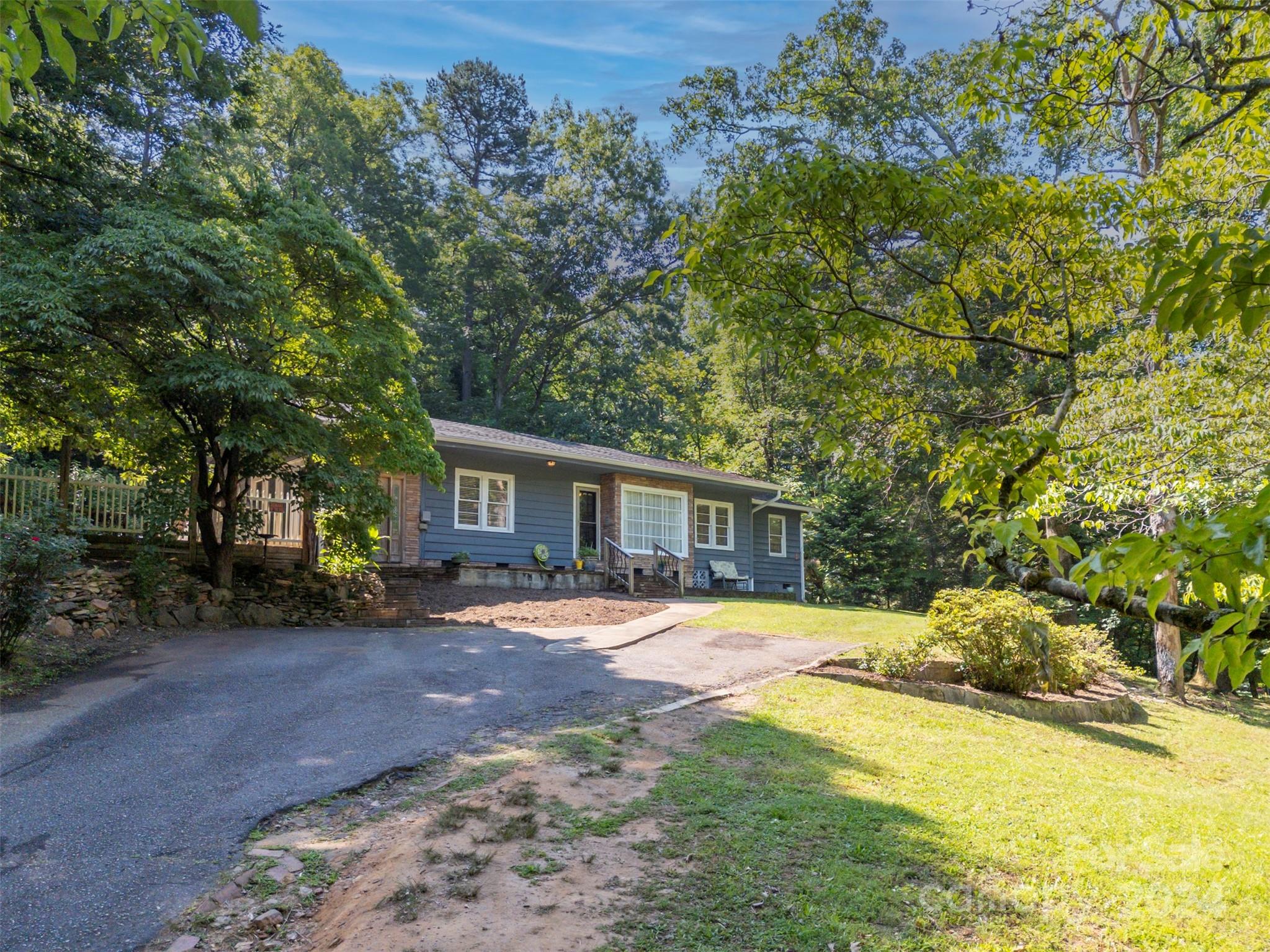 600 Houston Road Columbus, NC 28722 - Photo 4 of 40 Gallery Image 4