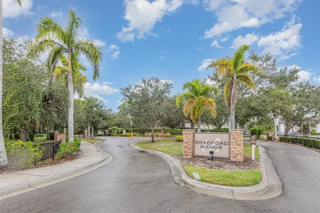 $1,900 | 1125 Grantham Drive, Sarasota, FL 34234