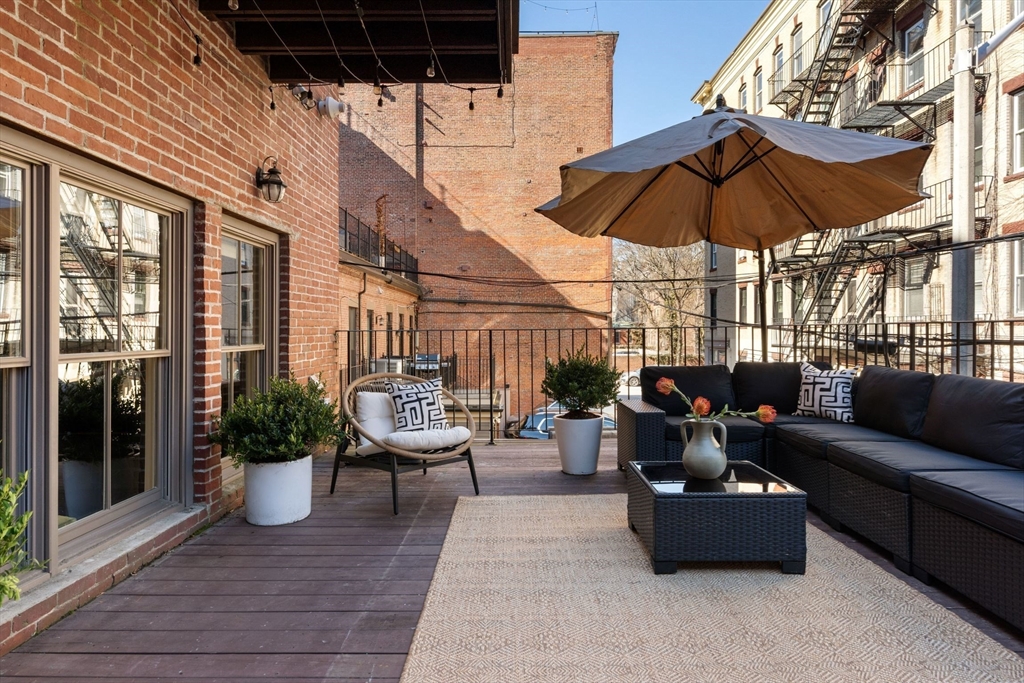 21 Worcester Street, Unit 1 Boston, MA 02118 - Photo 3 of 22