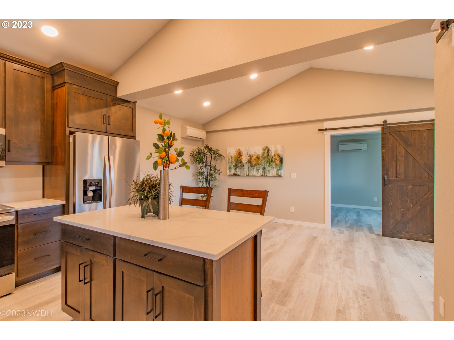 1625 River Loop 1 Eugene, OR 97404 - Photo 20 of 32 a bathroom with a sink mirror and a shower