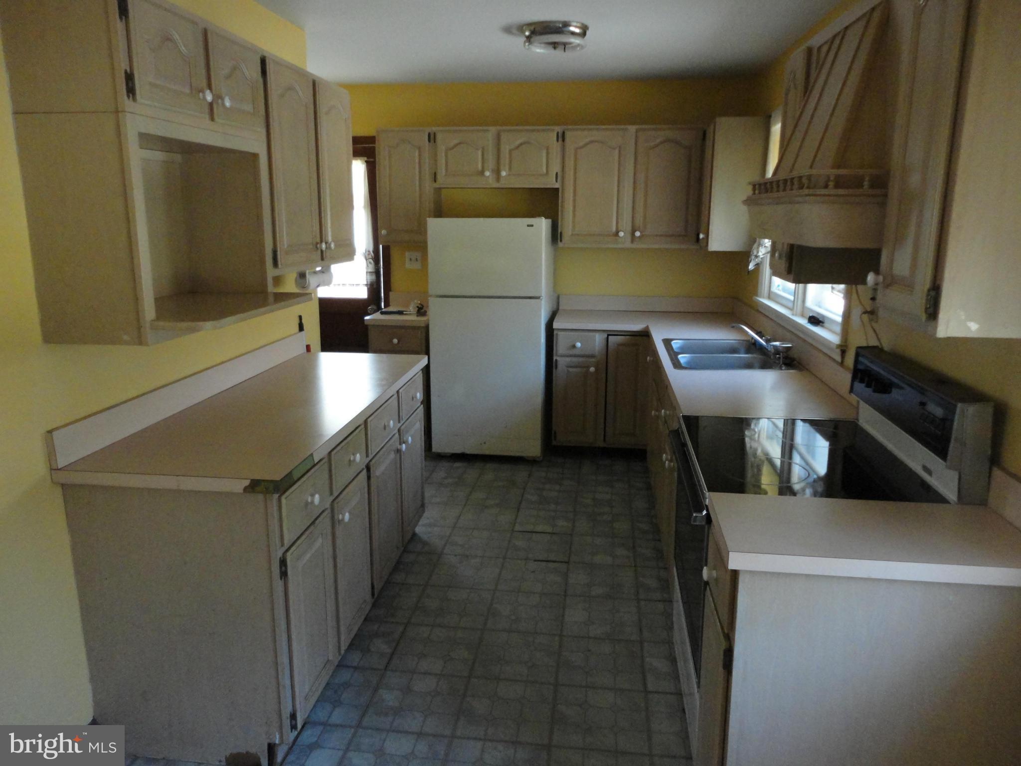 1720 Severn Road Severn, MD 21144 - Photo 4 of 21 Kitchen