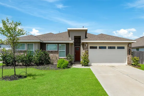 $2,300 | 818 Starcross Bnd Drive, Missouri City, TX 77459