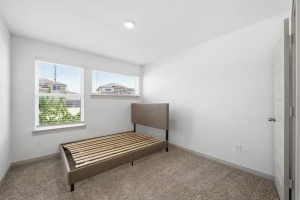 $2,300 | 818 Starcross Bnd Drive, Missouri City, TX 77459