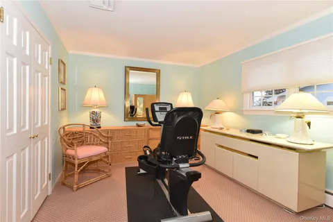 $1,750,880 | 11 Joy Drive, Manhasset Hills, NY 11040