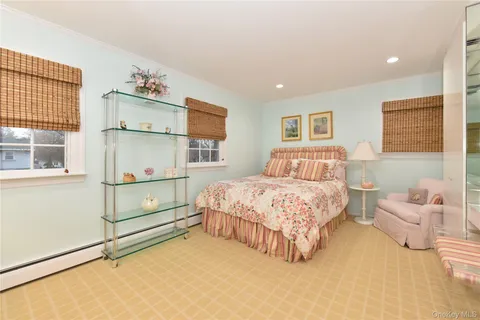 $1,750,880 | 11 Joy Drive, Manhasset Hills, NY 11040