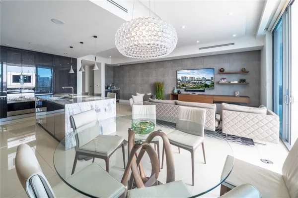 $2,130,000 | 3300 Northeast 188th Street, Unit 710, Aventura, FL 33180