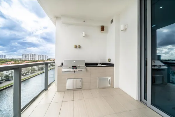 $2,130,000 | 3300 Northeast 188th Street, Unit 710, Aventura, FL 33180
