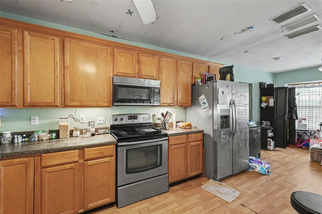 1358 South Keene Road Clearwater, FL 33756 - Photo 15 of 48