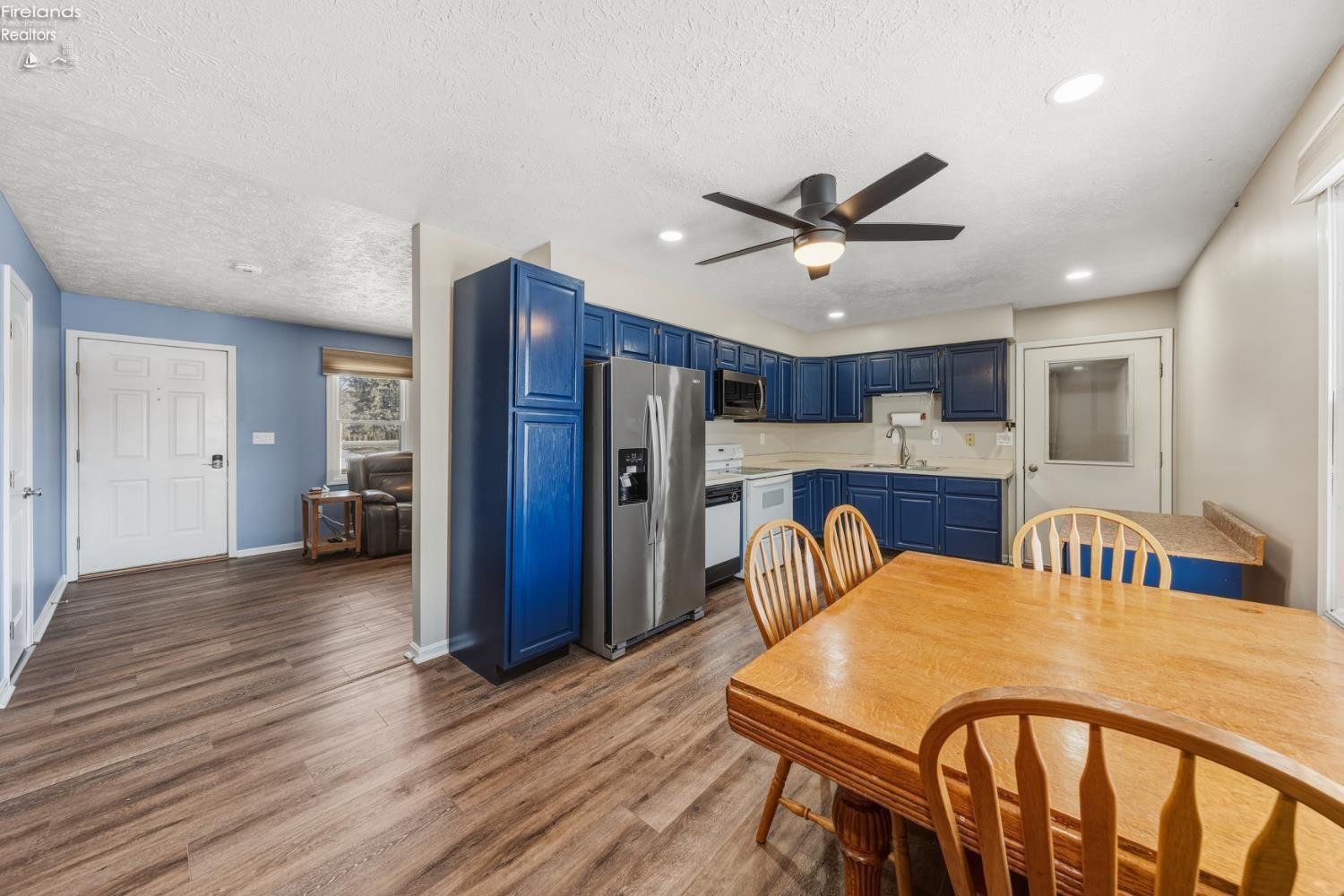 12518 Darrow Road Vermilion, OH 44089 - Photo 7 of 58 Gallery Image 7