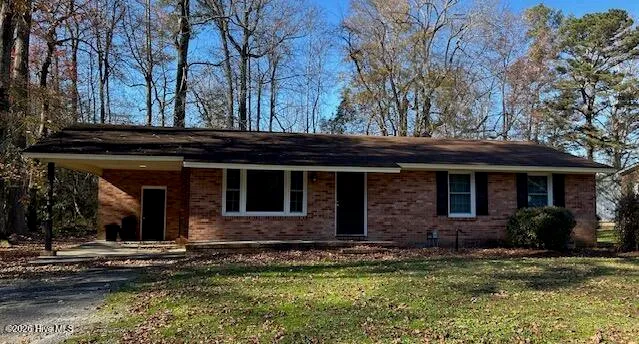 $1,200 | 961 Highway 581, Goldsboro, NC 27530