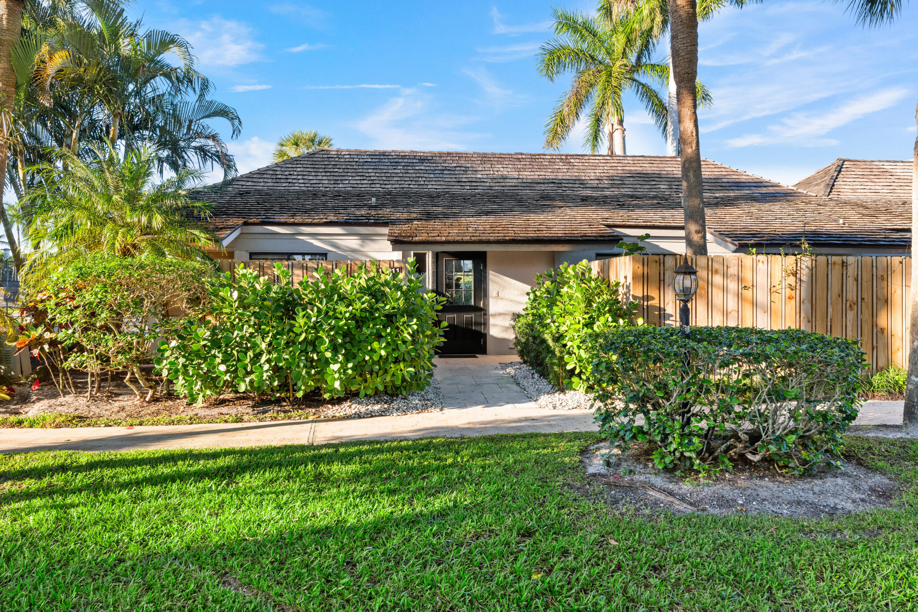 11811 Rene Lacoste Place Wellington, FL 33414 - Photo 2 of 84 11811 Rene Lacoste Pl-print-026-126-DSC