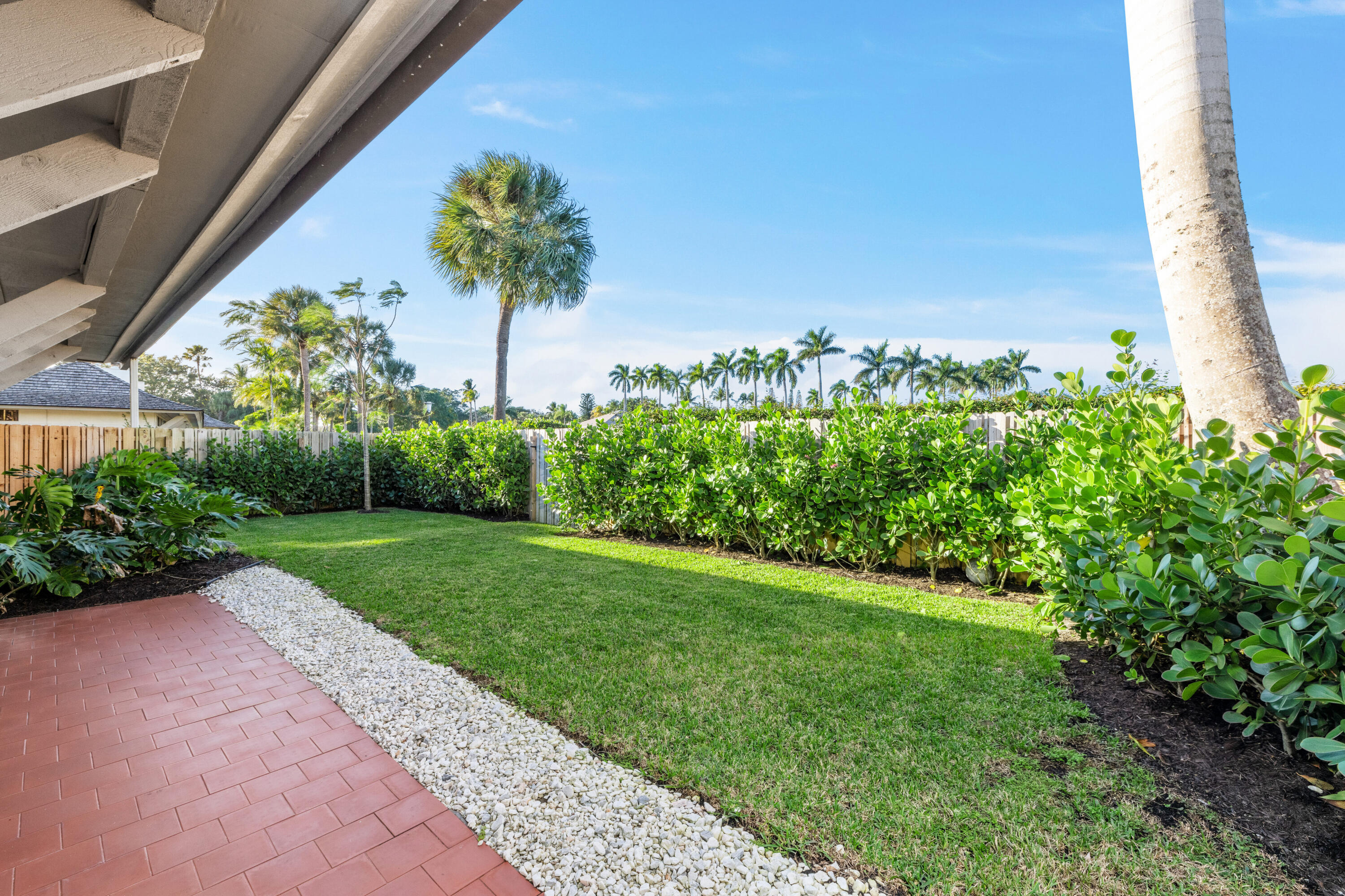 11811 Rene Lacoste Place Wellington, FL 33414 - Photo 27 of 84 11811 Rene Lacoste Pl-print-010-097-DSC
