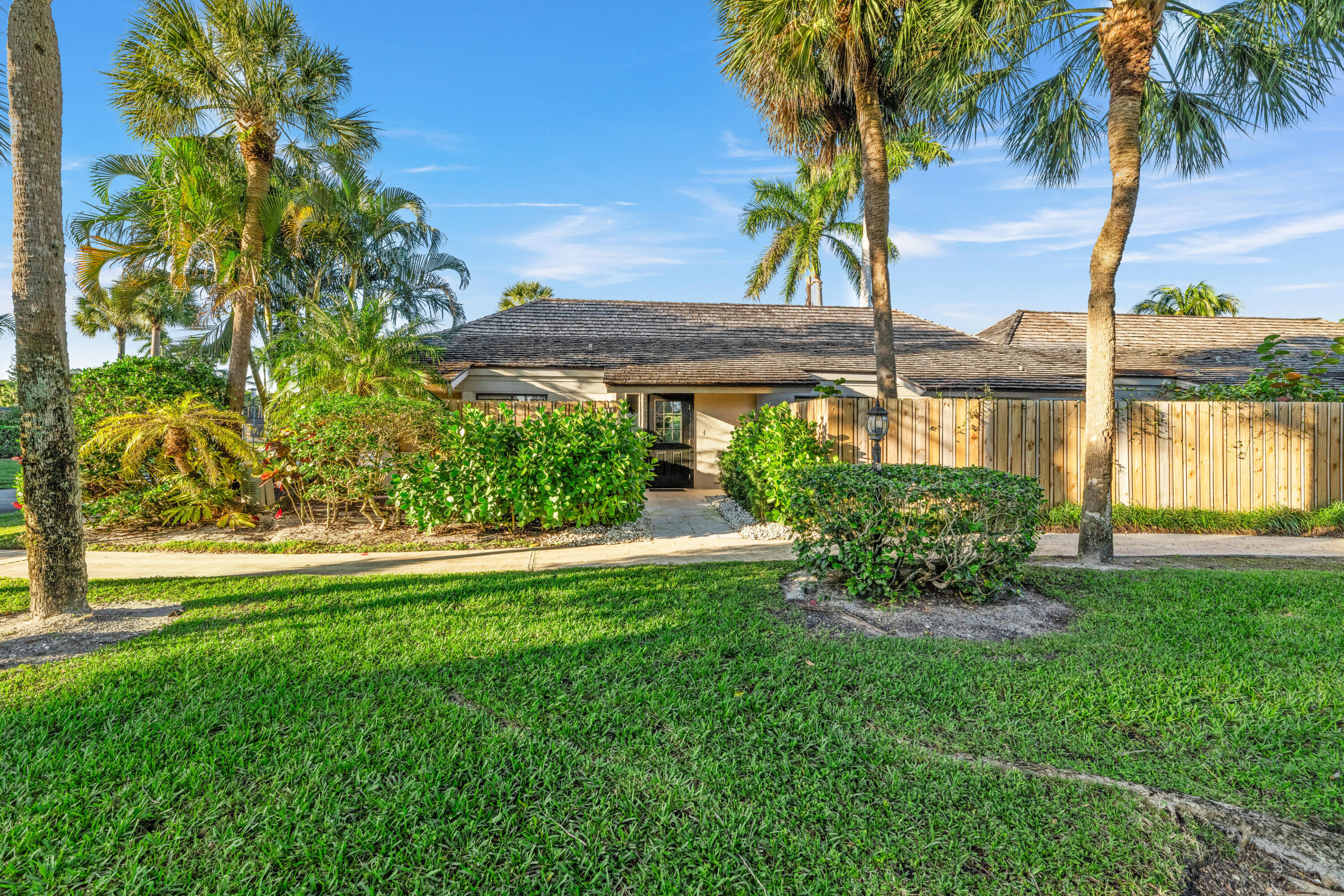 11811 Rene Lacoste Place Wellington, FL 33414 - Photo 45 of 84 11811 Rene Lacoste Pl-print-025-117-DSC