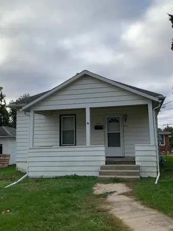 $94,900 | 773 West Homer Street, Freeport, IL 61032
