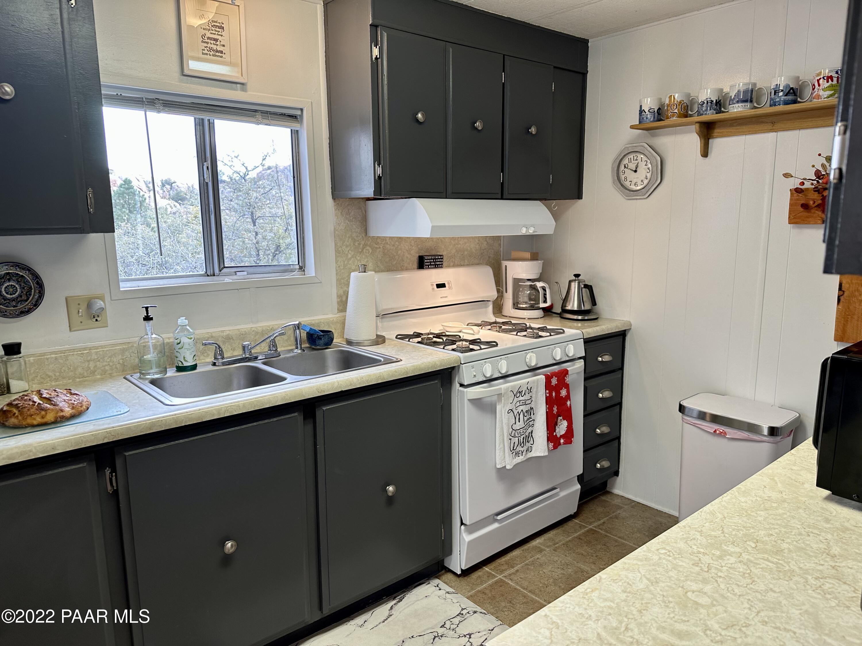 1528 Private Road Prescott, AZ 86301 - Photo 8 of 29 IMG-8944