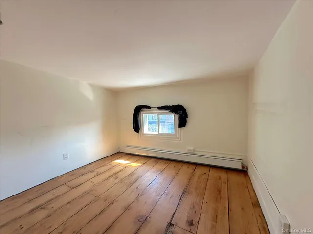 $2,100 | 177 Liberty Street, Newburgh, NY 12550