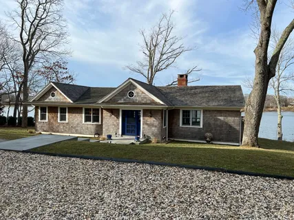 Undisclosed Address, Shelter Island, NY 11964