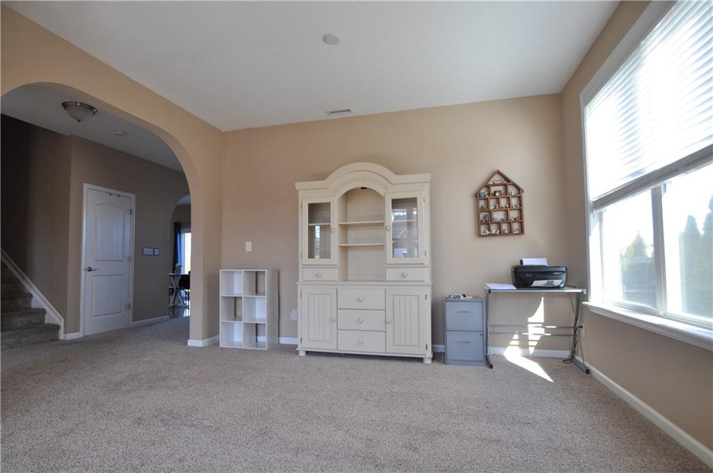 5752 Pebblebrooke Road Whitestown, IN 46075 - Photo 5 of 21