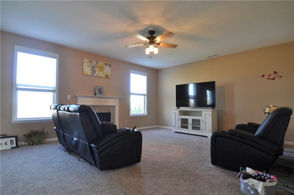 5752 Pebblebrooke Road Whitestown, IN 46075 - Photo 7 of 21