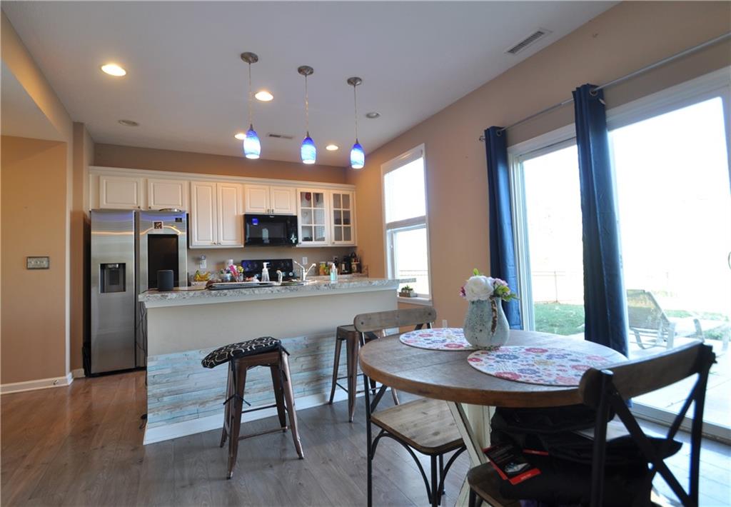 5752 Pebblebrooke Road Whitestown, IN 46075 - Photo 9 of 21