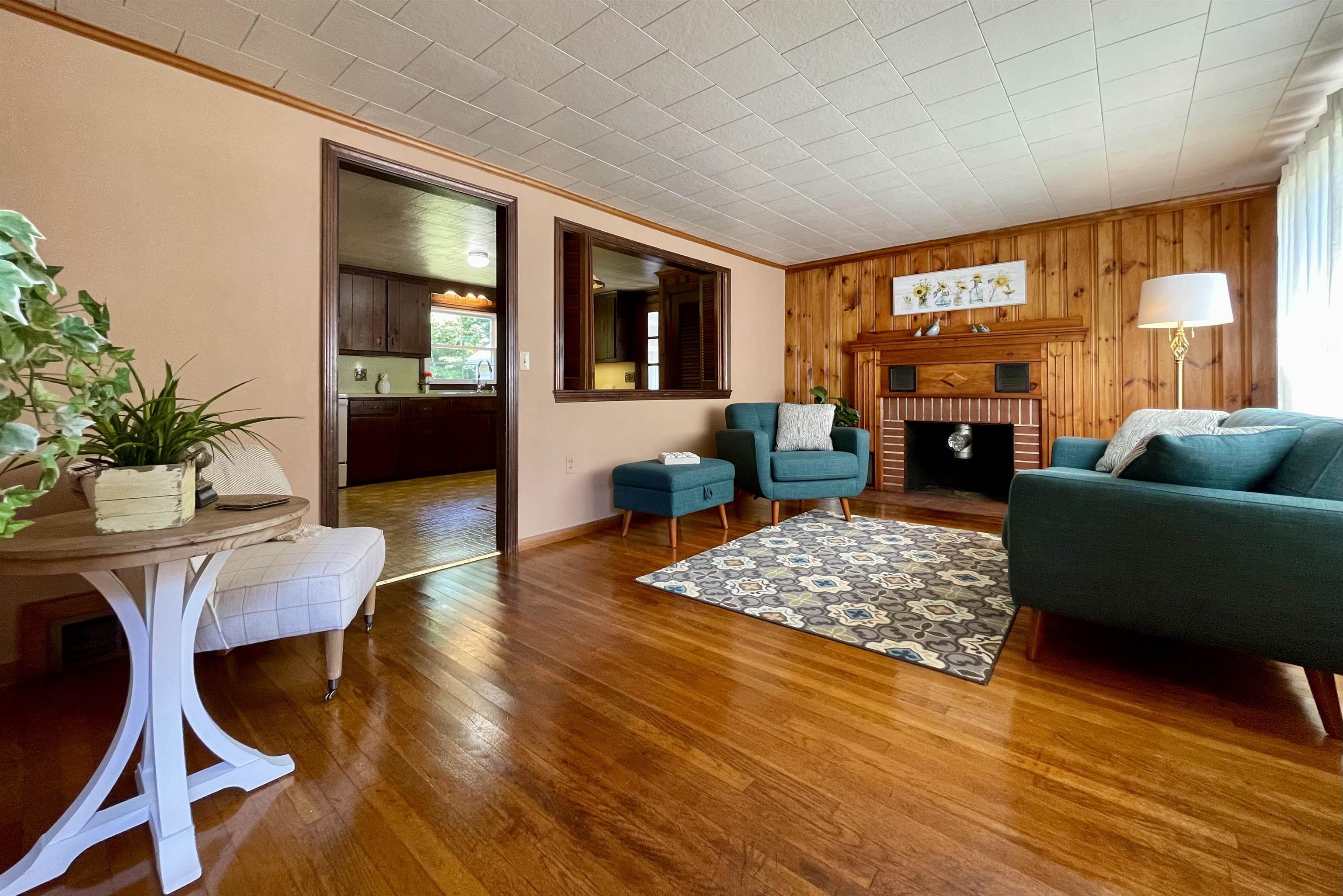 17 N Road Kingston, NH 03848 - Photo 3 of 60 Gallery Image 3