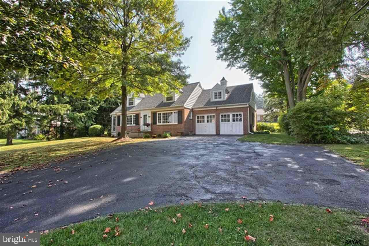 972 Country Club Road York, PA 17403 - Photo 26 of 27 Gallery Image 26