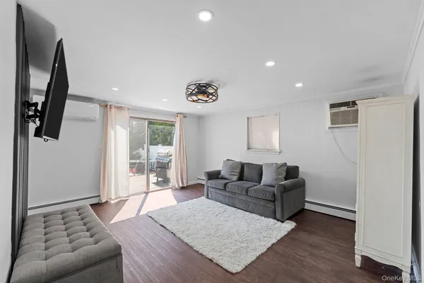 $889,000 | 1383 B Street, Elmont, NY 11003