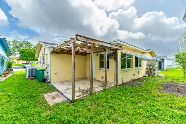 $259,000 | 4812 Northwest 49th Drive, Tamarac, FL 33319