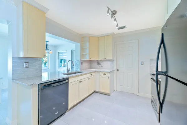 $259,000 | 4812 Northwest 49th Drive, Tamarac, FL 33319