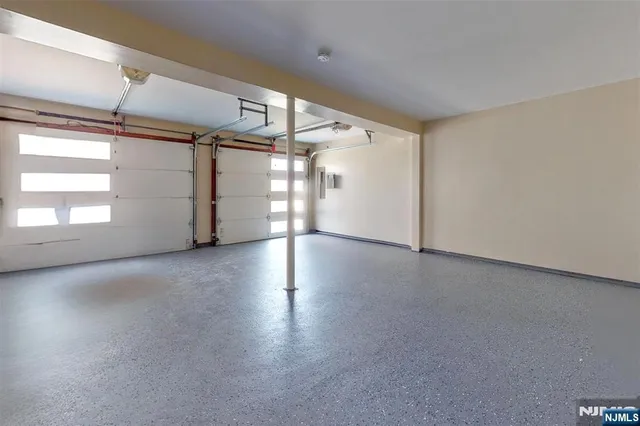 $1,599,999 | 16 Columbine Road, Paramus, NJ 07652