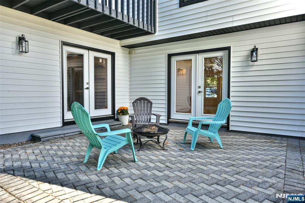 16 Columbine Road Paramus, NJ 07652 - Photo 38 of 44