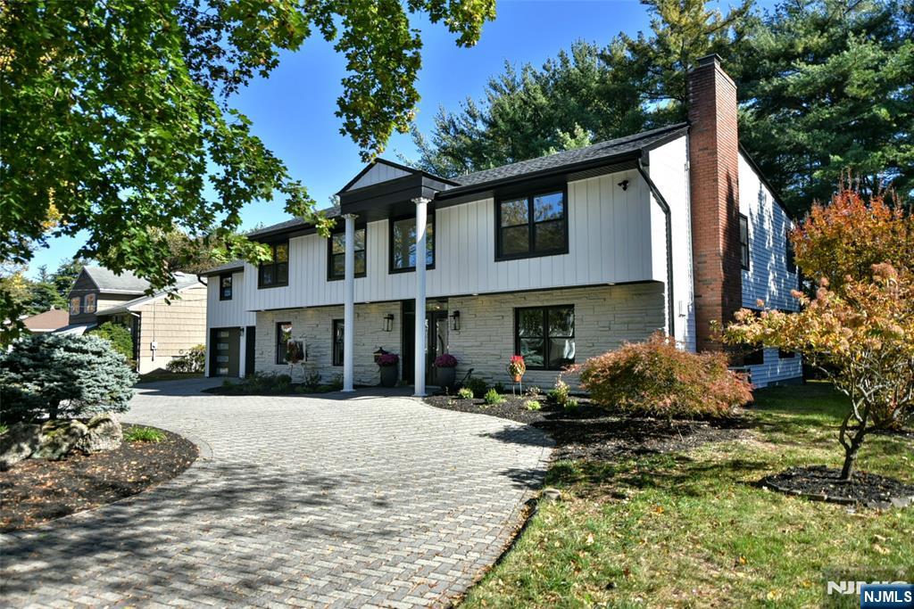 16 Columbine Road Paramus, NJ 07652 - Photo 40 of 44