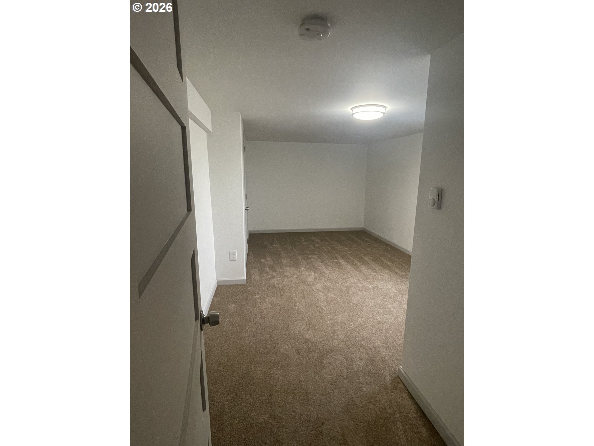 144 Southeast 85th Avenue Portland, OR 97216 - Photo 16 of 43 a view of hallway