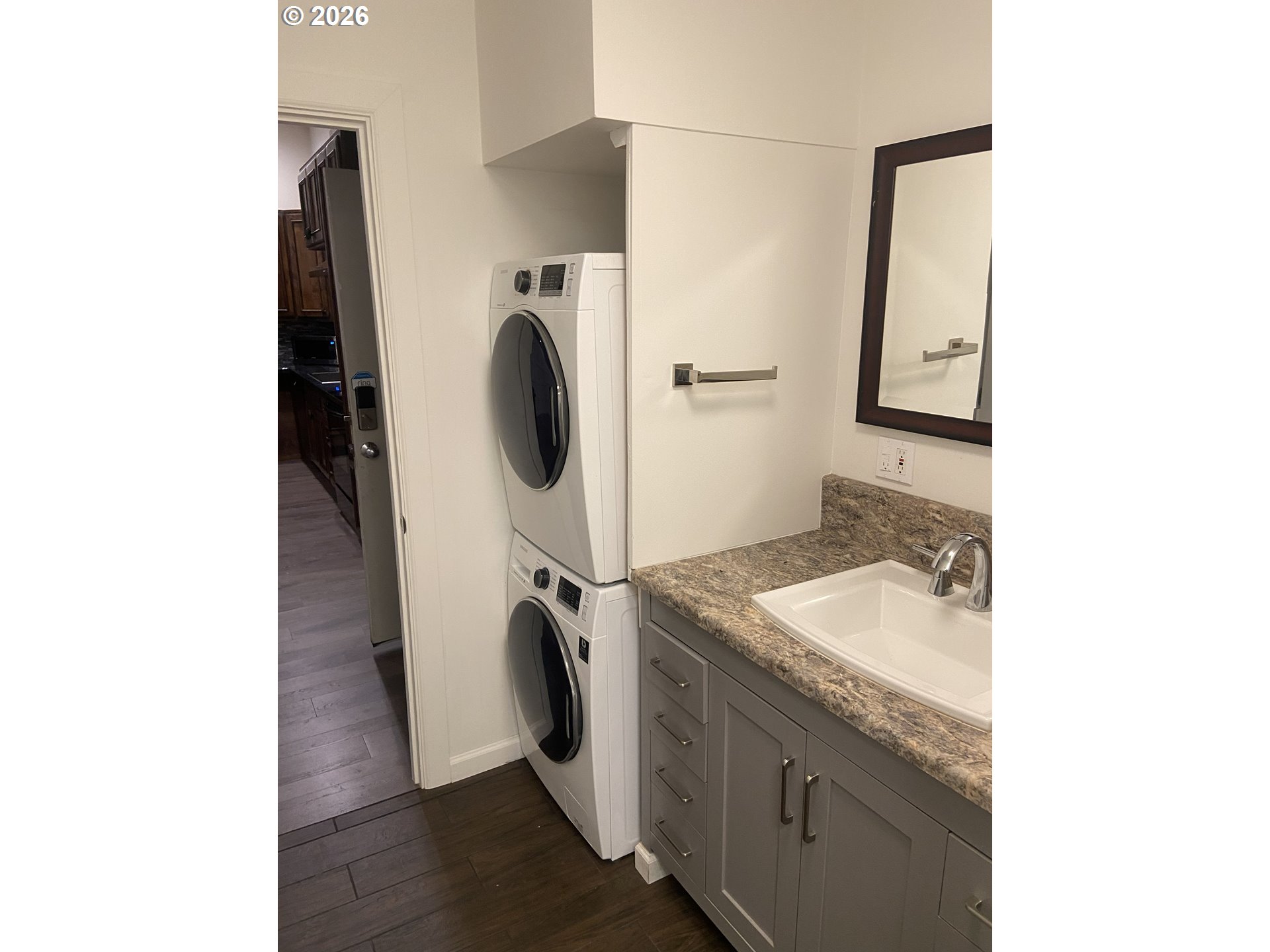 144 Southeast 85th Avenue Portland, OR 97216 - Photo 21 of 43 a utility room with dryer and washer
